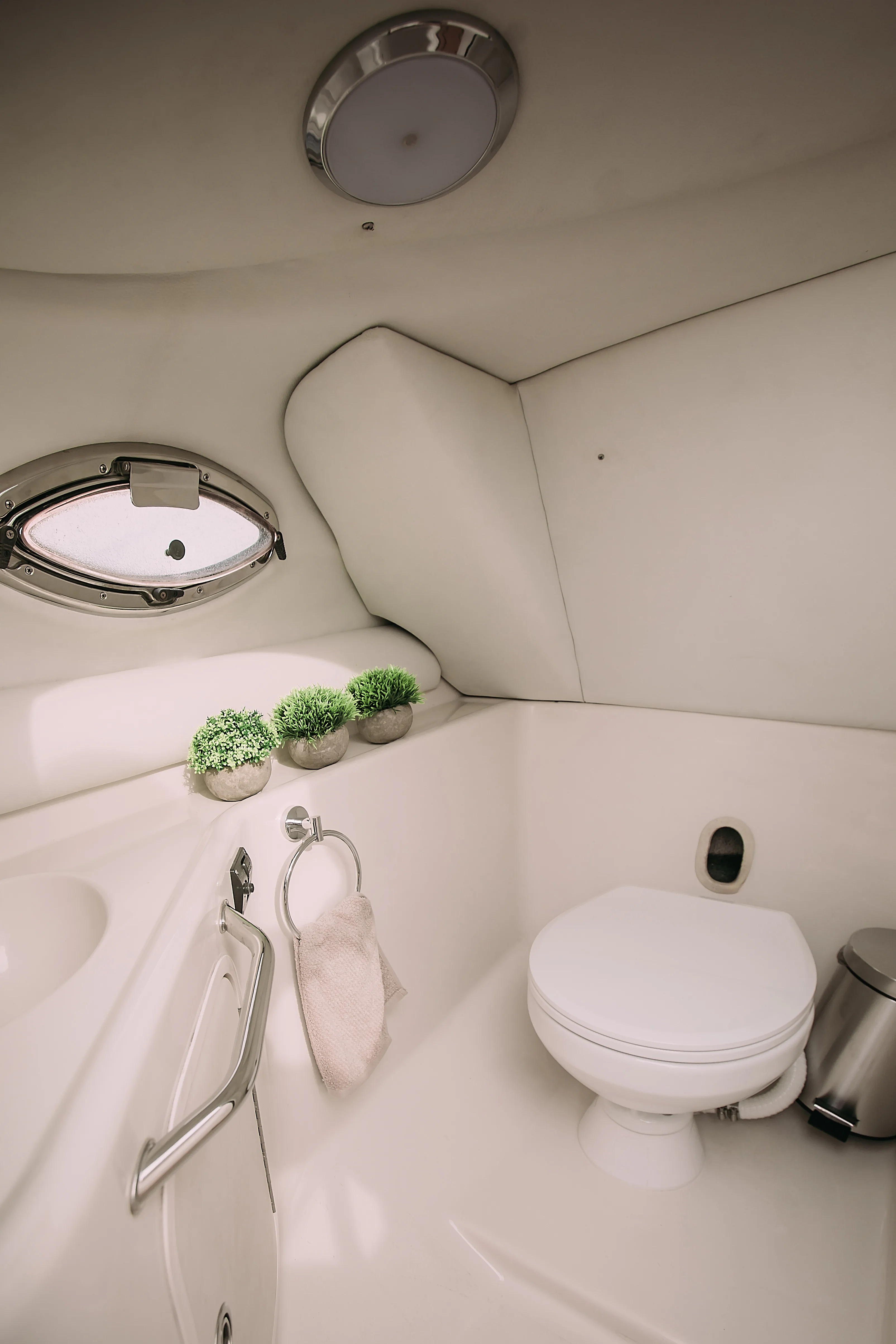 Катер Sea Ray 240 «Мокко» image- 12